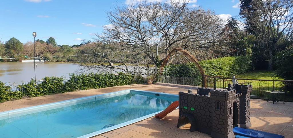 Casa à venda com 4 quartos, 915m² - Foto 7
