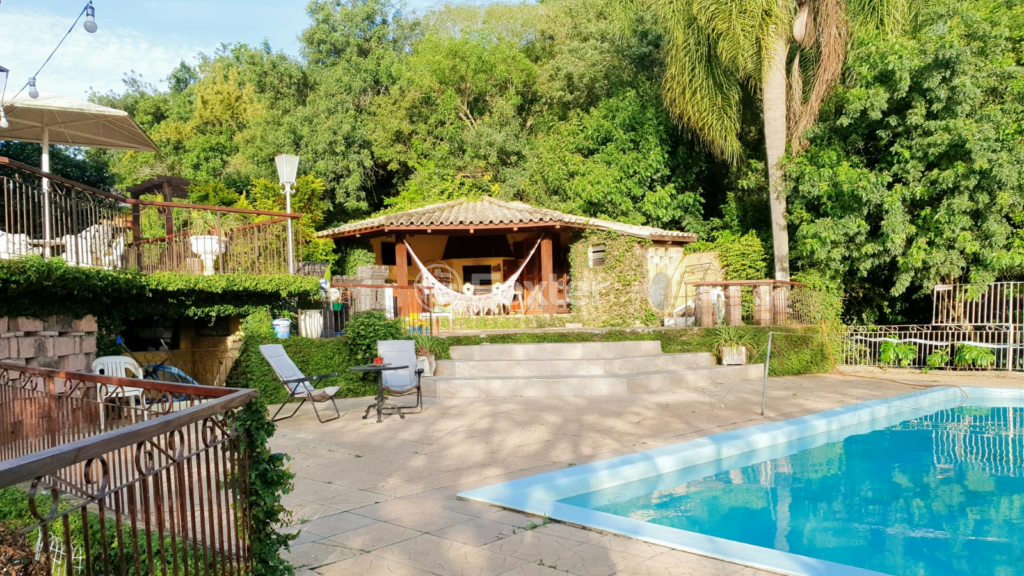 Casa à venda com 4 quartos, 915m² - Foto 5