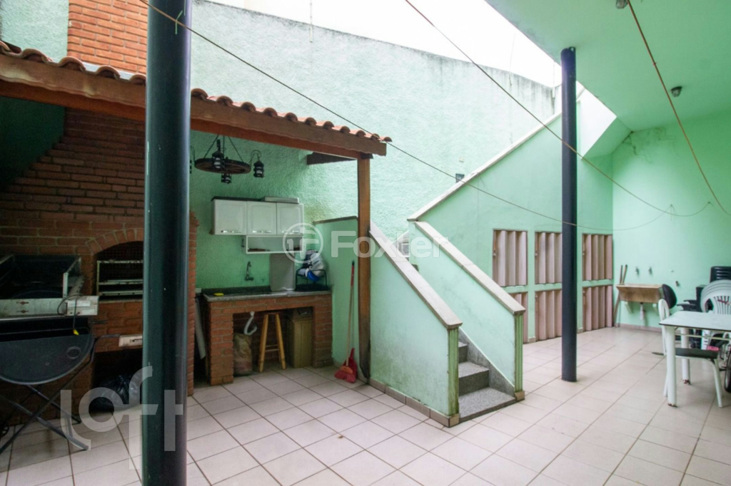 Casa à venda com 4 quartos, 270m² - Foto 7