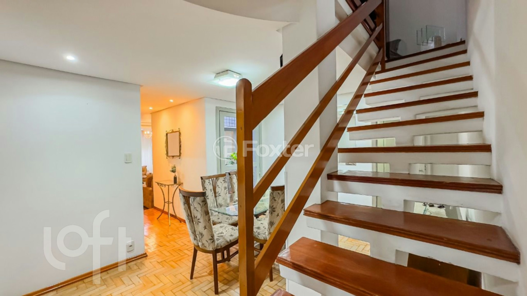 Casa à venda com 3 quartos, 158m² - Foto 5