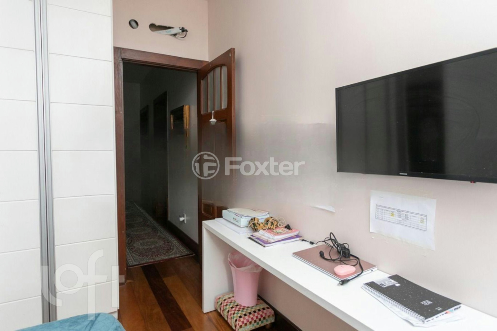 Casa à venda com 3 quartos, 224m² - Foto 2