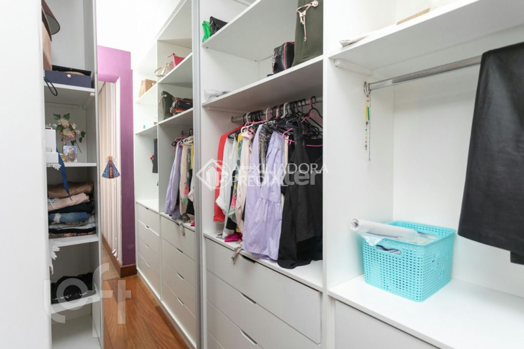 Casa à venda com 3 quartos, 224m² - Foto 20