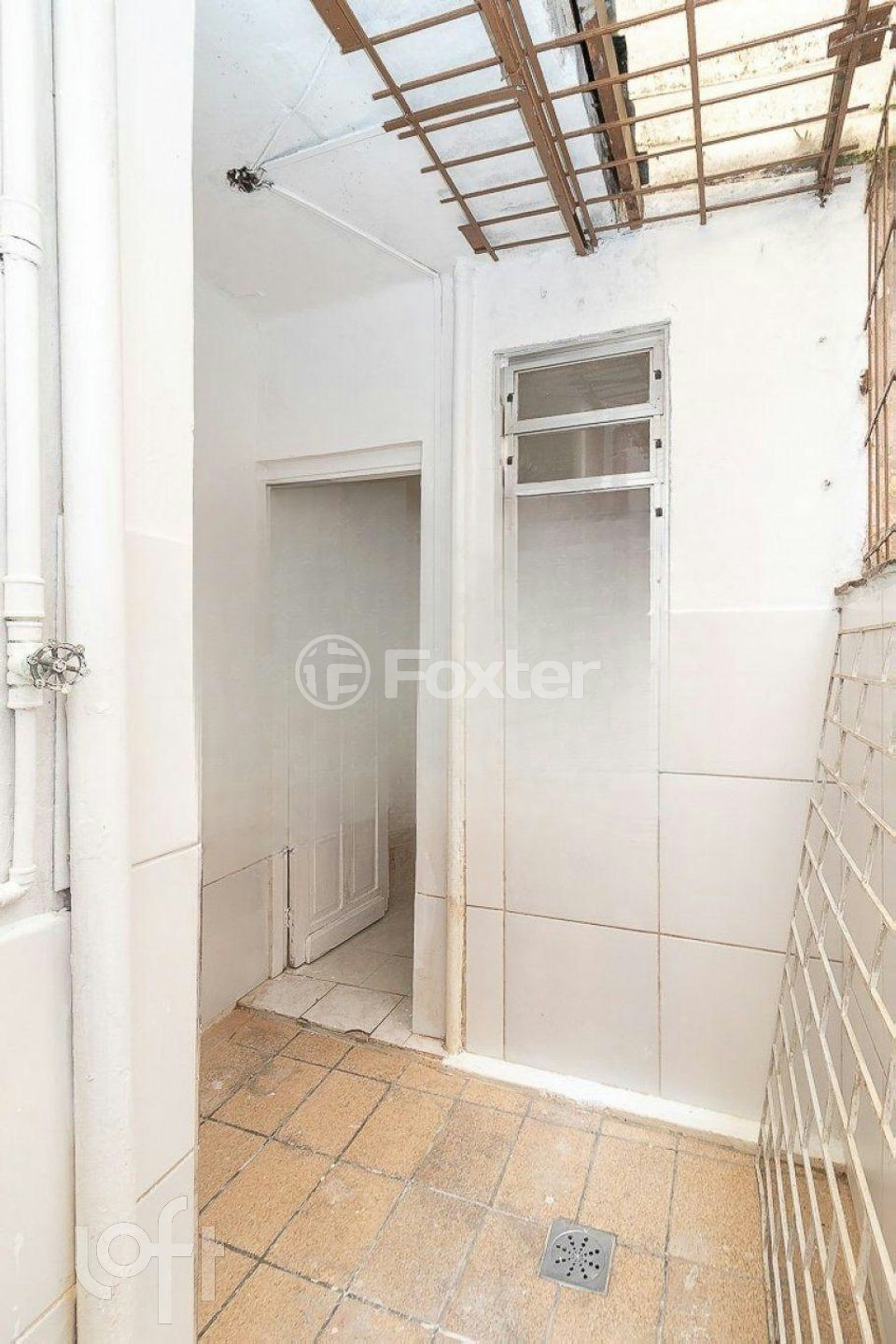 Apartamento à venda com 2 quartos, 58m² - Foto 19