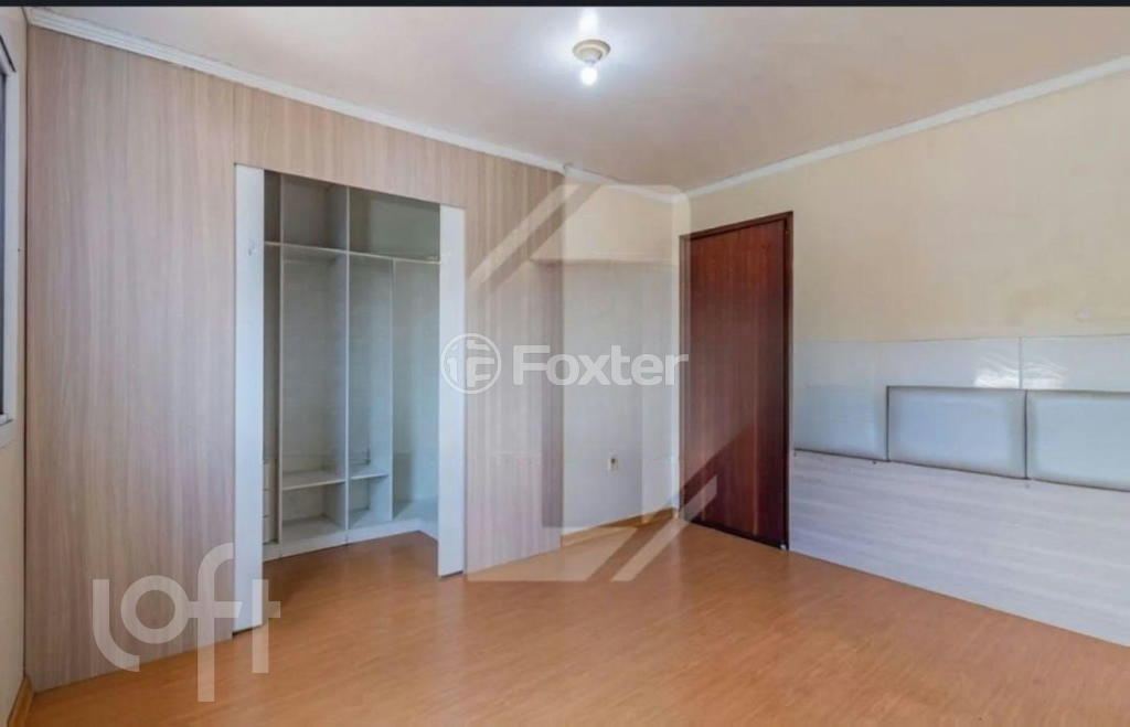 Casa à venda com 2 quartos, 148m² - Foto 1
