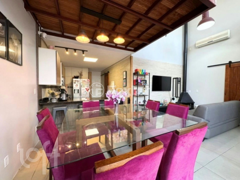 Casa à venda com 3 quartos, 160m² - Foto 3