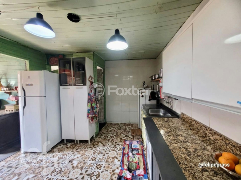 Casa à venda com 4 quartos, 200m² - Foto 11