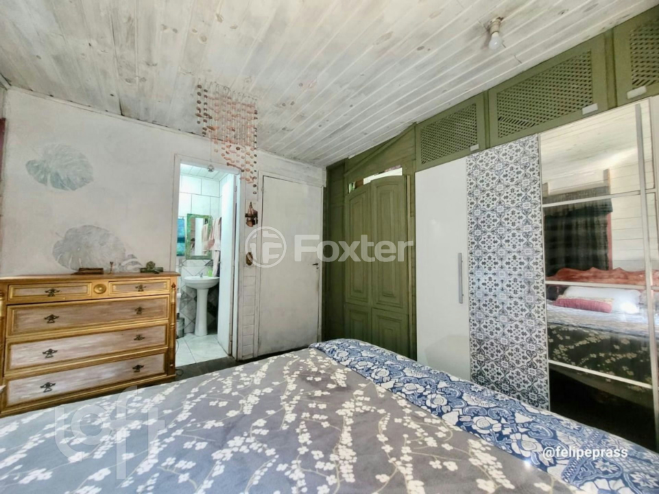 Casa à venda com 4 quartos, 200m² - Foto 14