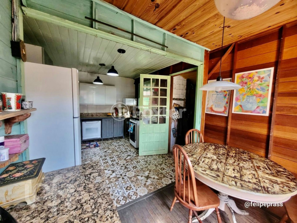 Casa à venda com 4 quartos, 200m² - Foto 7