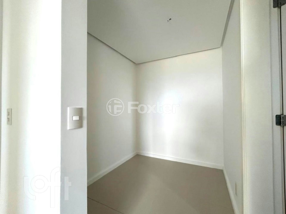 Apartamento à venda com 3 quartos, 147m² - Foto 22