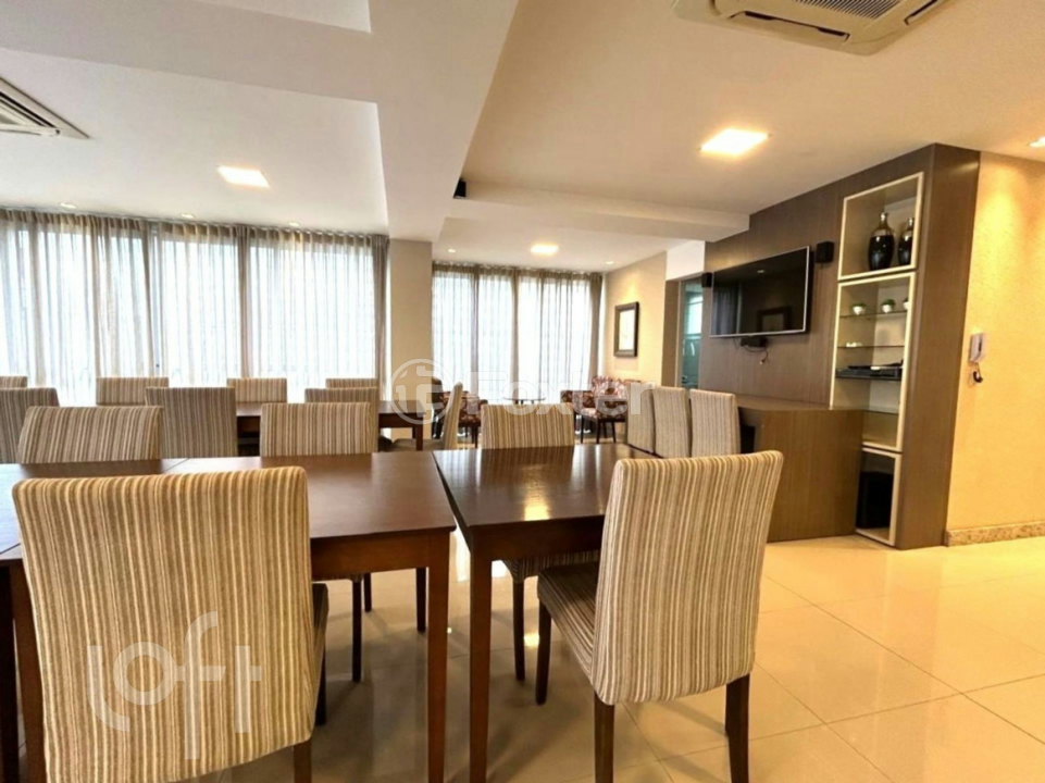 Apartamento à venda com 3 quartos, 147m² - Foto 46