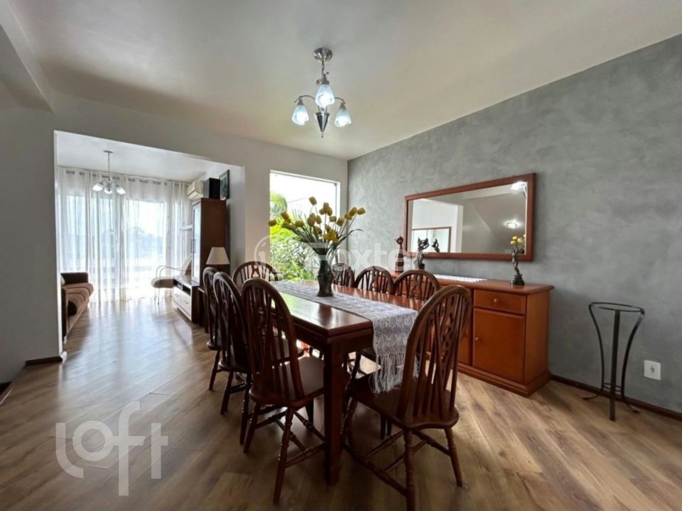 Casa à venda com 4 quartos, 376m² - Foto 5