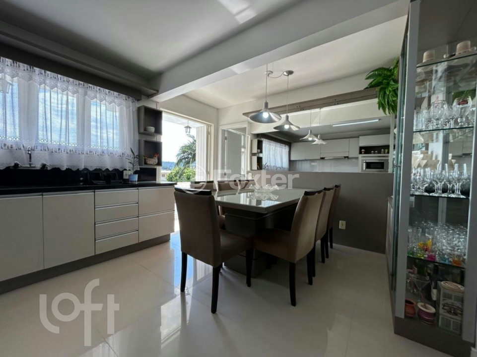 Casa à venda com 4 quartos, 376m² - Foto 30