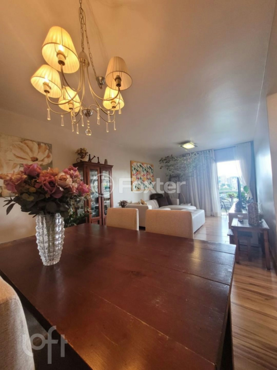 Apartamento à venda com 2 quartos, 84m² - Foto 32