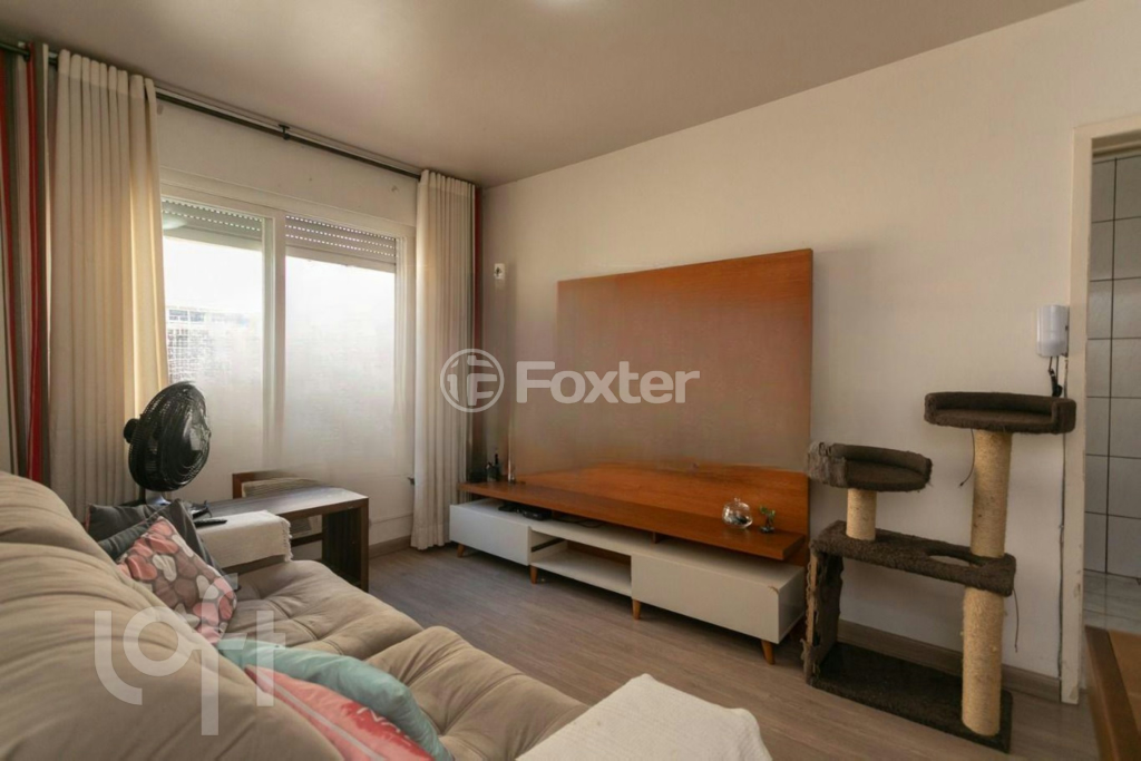 Apartamento à venda com 2 quartos, 70m² - Foto 1