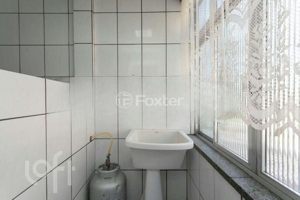 Apartamento à venda com 2 quartos, 70m² - Foto 22