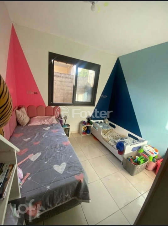 Casa à venda com 2 quartos, 61m² - Foto 4