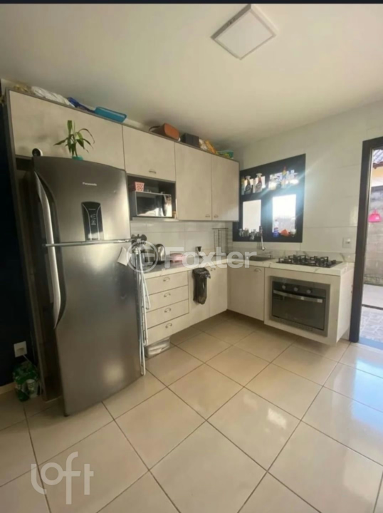 Casa à venda com 2 quartos, 61m² - Foto 8