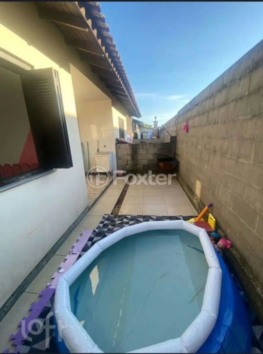 Casa à venda com 2 quartos, 61m² - Foto 10