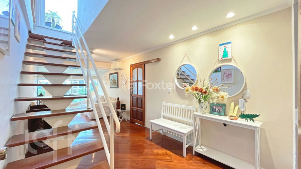 Cobertura à venda com 2 quartos, 150m² - Foto 6