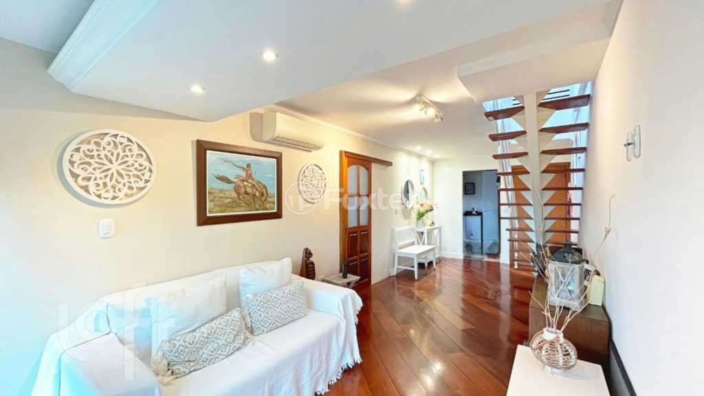 Cobertura à venda com 2 quartos, 150m² - Foto 1