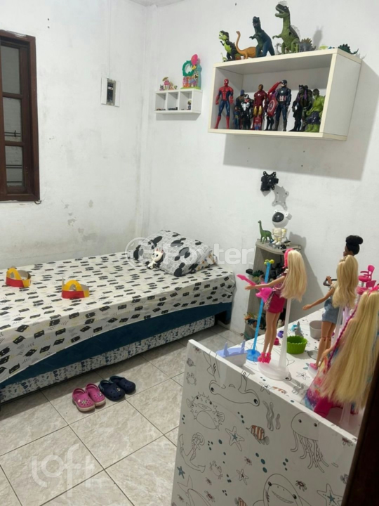 Casa à venda com 5 quartos, 300m² - Foto 17