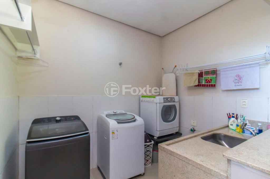 Casa de Condomínio à venda com 3 quartos, 255m² - Foto 23