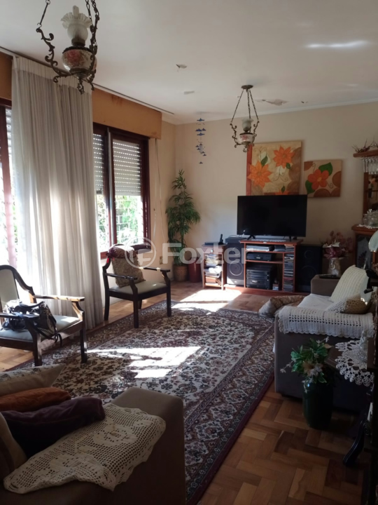 Casa à venda com 3 quartos, 162m² - Foto 2