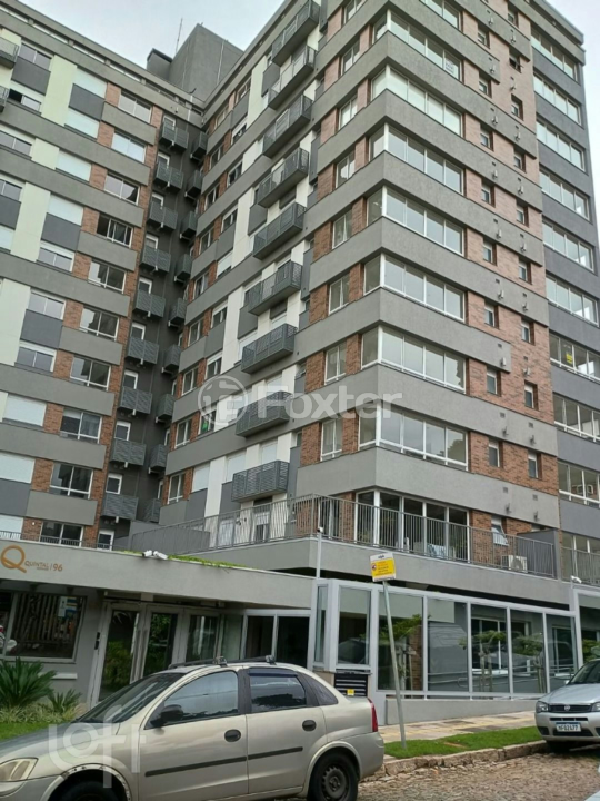 Apartamento à venda com 2 quartos, 80m² - Foto 2