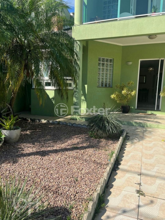 Casa à venda com 3 quartos, 235m² - Foto 22