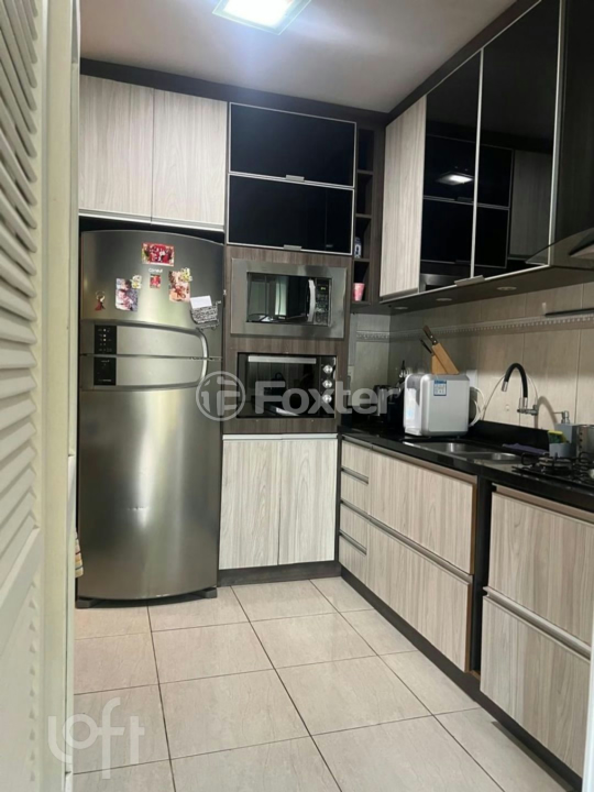 Casa à venda com 3 quartos, 235m² - Foto 9