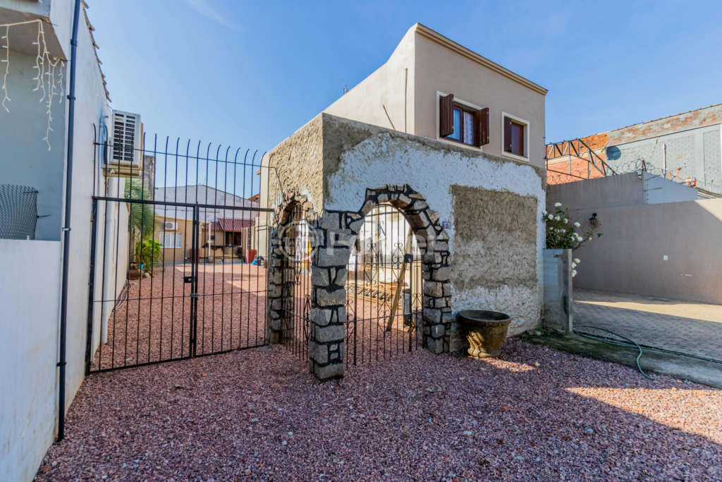 Casa à venda com 5 quartos, 228m² - Foto 72