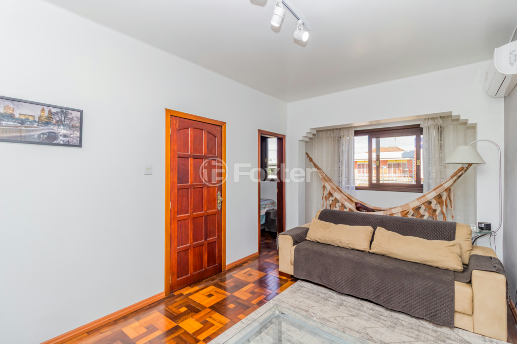 Casa à venda com 5 quartos, 228m² - Foto 5