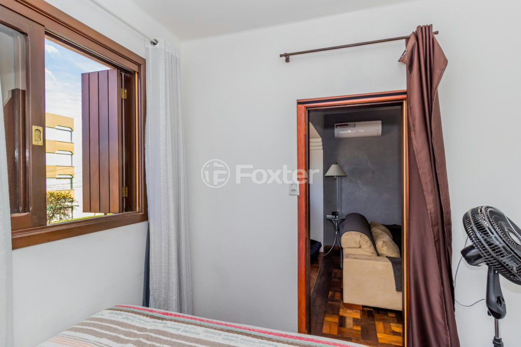 Casa à venda com 5 quartos, 228m² - Foto 11