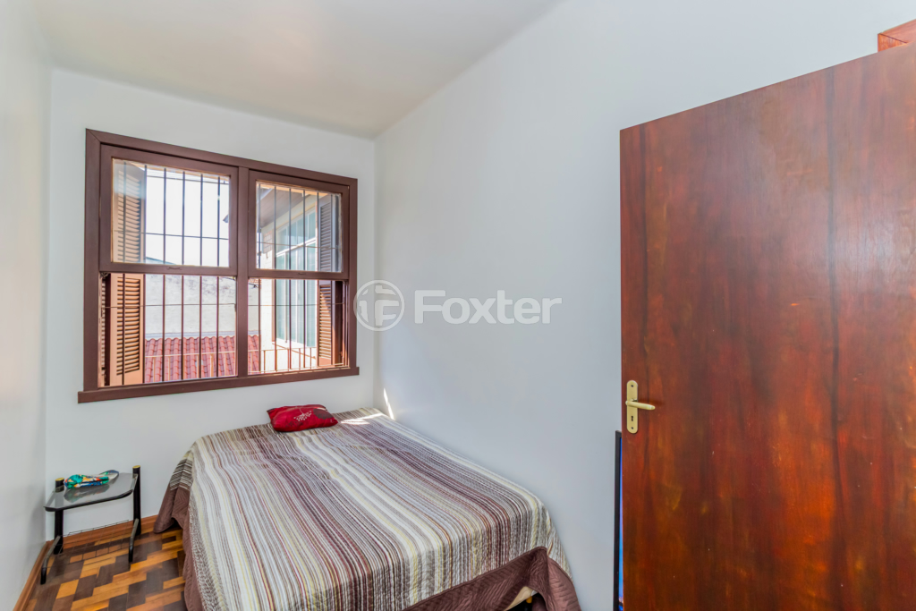 Casa à venda com 5 quartos, 228m² - Foto 17