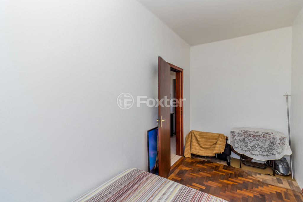 Casa à venda com 5 quartos, 228m² - Foto 18