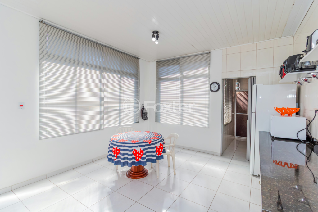 Casa à venda com 5 quartos, 228m² - Foto 29