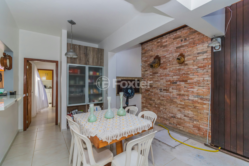 Casa à venda com 5 quartos, 228m² - Foto 36