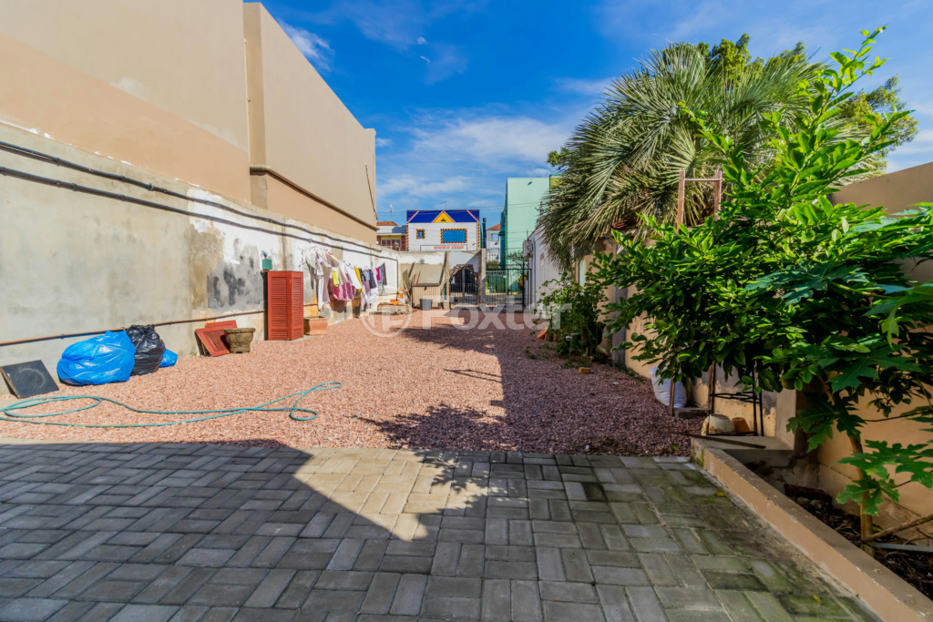 Casa à venda com 5 quartos, 228m² - Foto 59