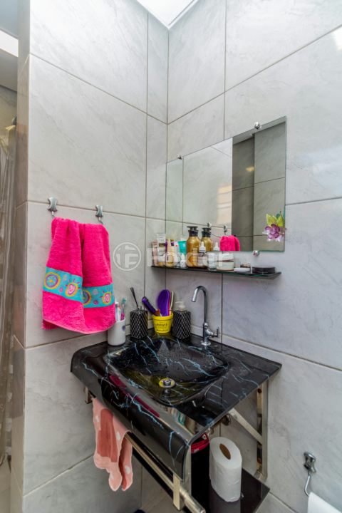 Casa à venda com 5 quartos, 228m² - Foto 64