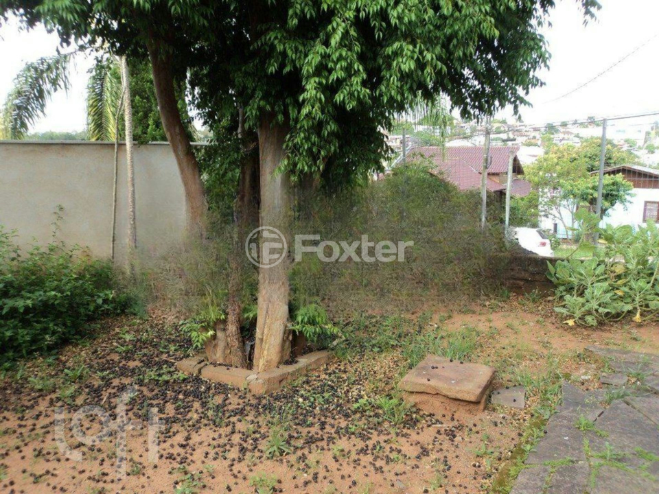 Casa à venda com 3 quartos, 220m² - Foto 7