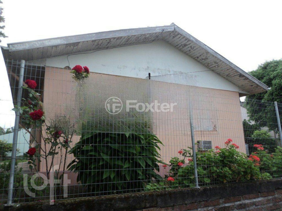 Casa à venda com 3 quartos, 220m² - Foto 1