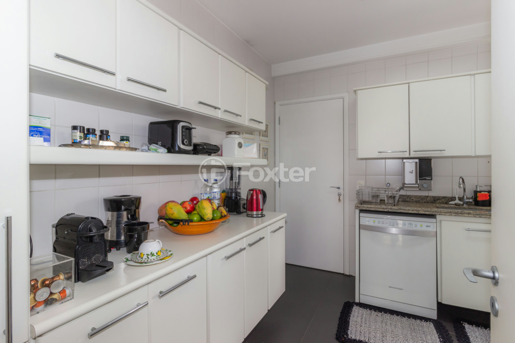 Apartamento à venda com 2 quartos, 107m² - Foto 29