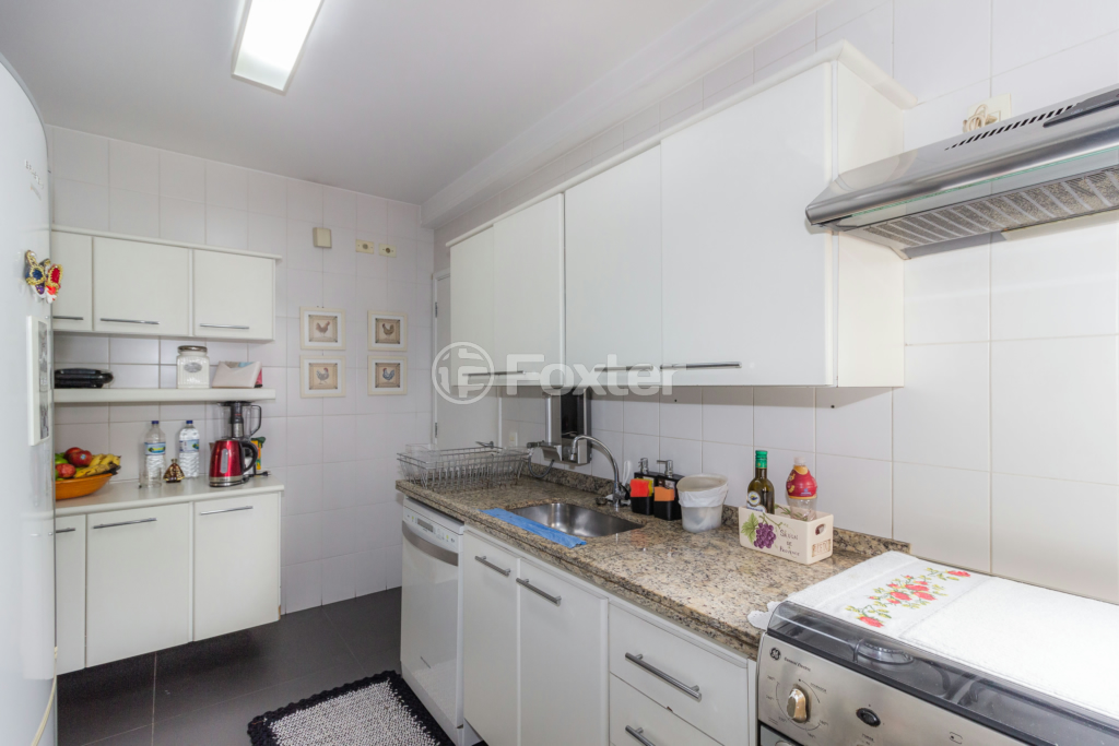 Apartamento à venda com 2 quartos, 107m² - Foto 30
