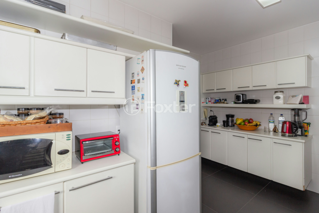 Apartamento à venda com 2 quartos, 107m² - Foto 32