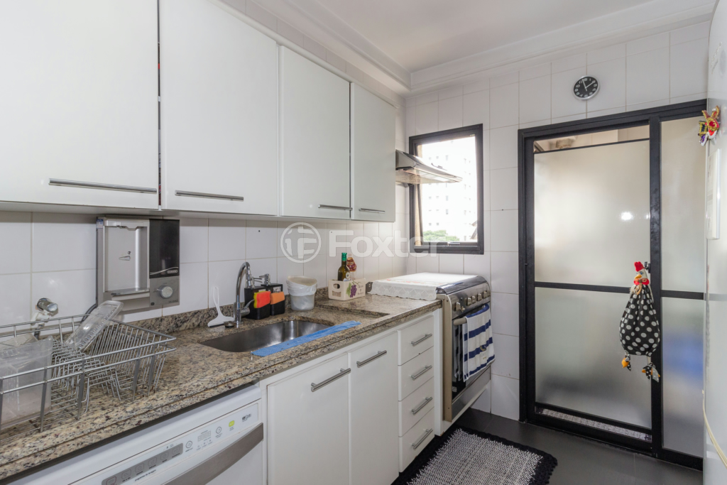 Apartamento à venda com 2 quartos, 107m² - Foto 34