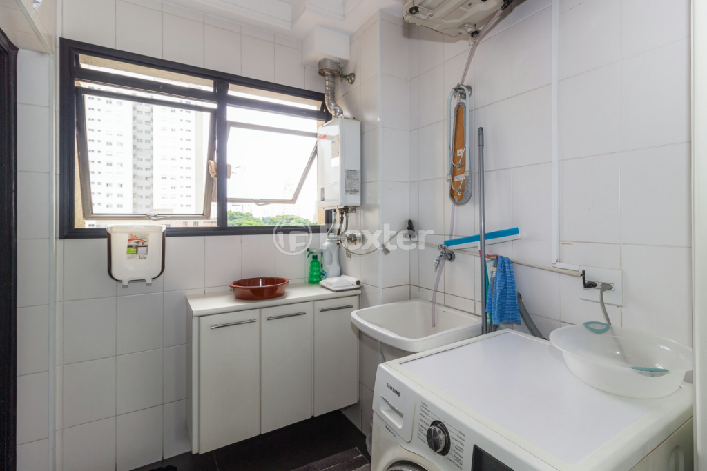 Apartamento à venda com 2 quartos, 107m² - Foto 35