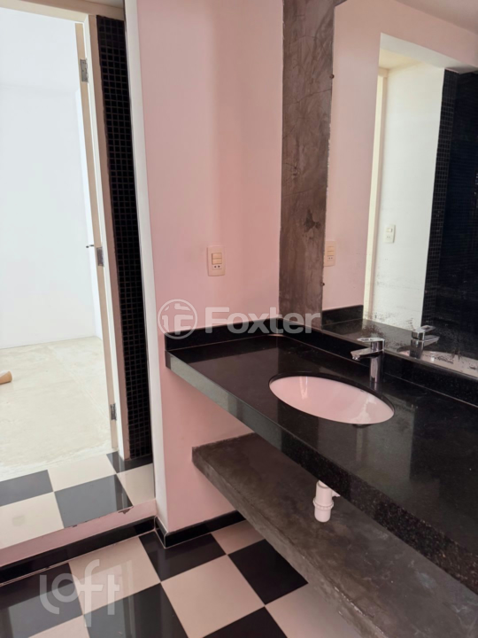 Casa à venda com 2 quartos, 220m² - Foto 7