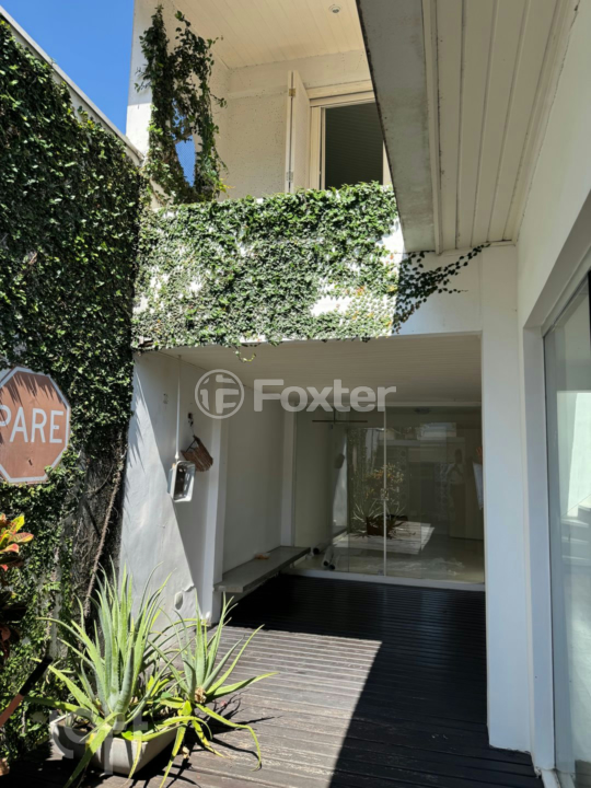 Casa à venda com 2 quartos, 220m² - Foto 16