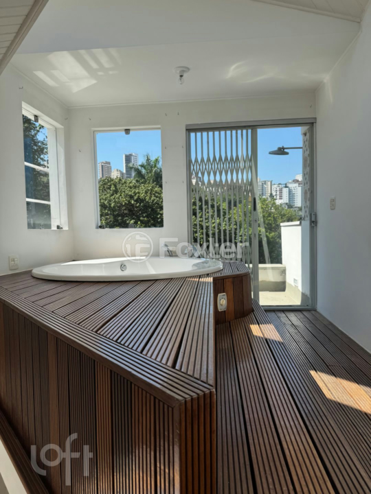 Casa à venda com 2 quartos, 220m² - Foto 11