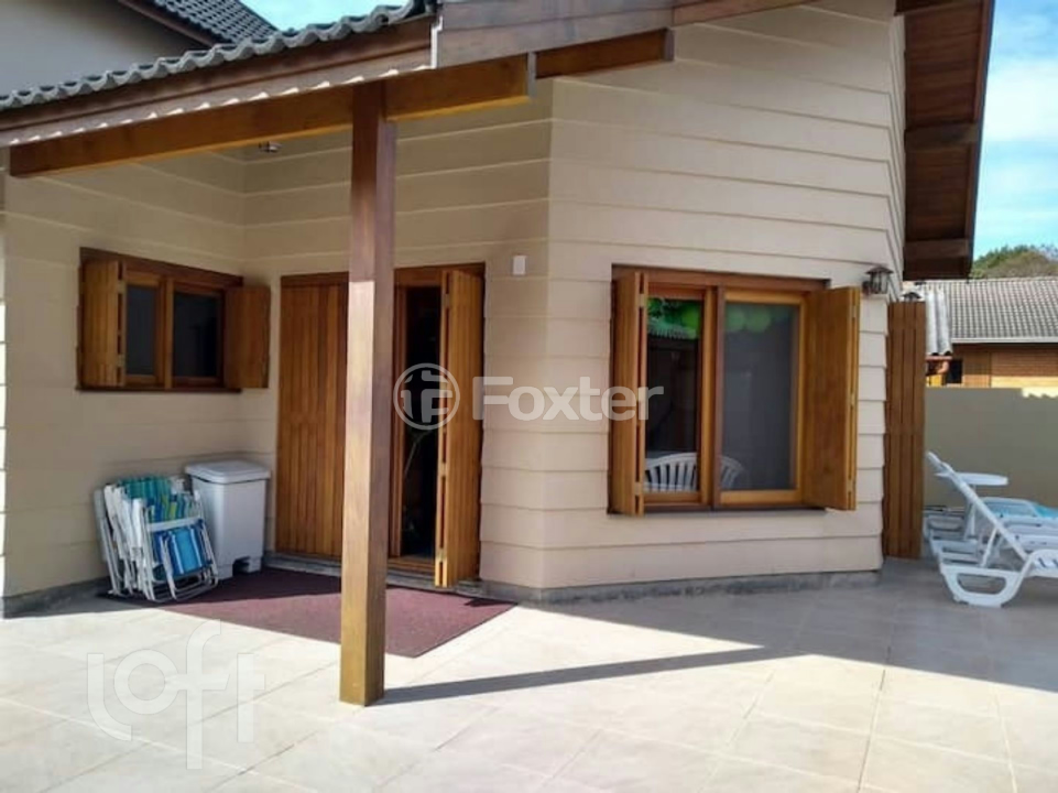 Casa à venda com 3 quartos, 185m² - Foto 1